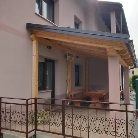 Apartma Patrik *