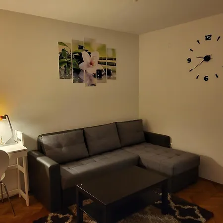 Apartma Patrik Lejlighed *